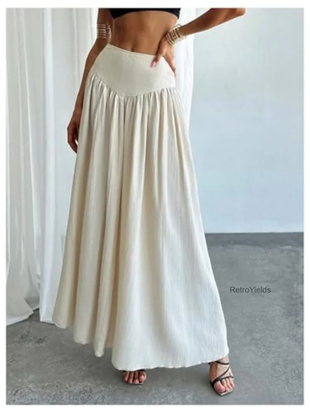 High Waist Pleated Flowy Maxi Skirt with Pockets - Picture 5 of 6